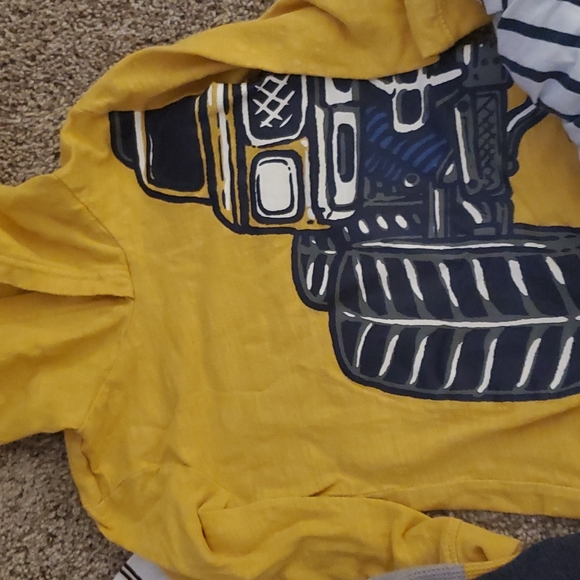 15 toddler 2t boys long sleeve shirts - Picture 13 of 16